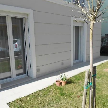 Glicine Apartment
